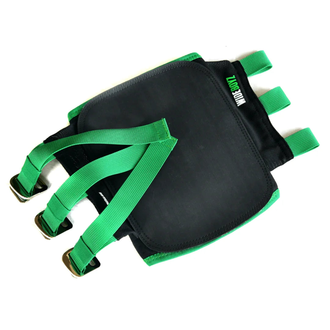 Wideboyz knee pads for crack climbing – durable, high-friction knee protection for climbers
Close-up of Wideboyz crack climbing knee pads – essential gear for offwidth and trad routes
Wideboyz knee pads in use on sandstone crack – pro-grade protection for knee jams