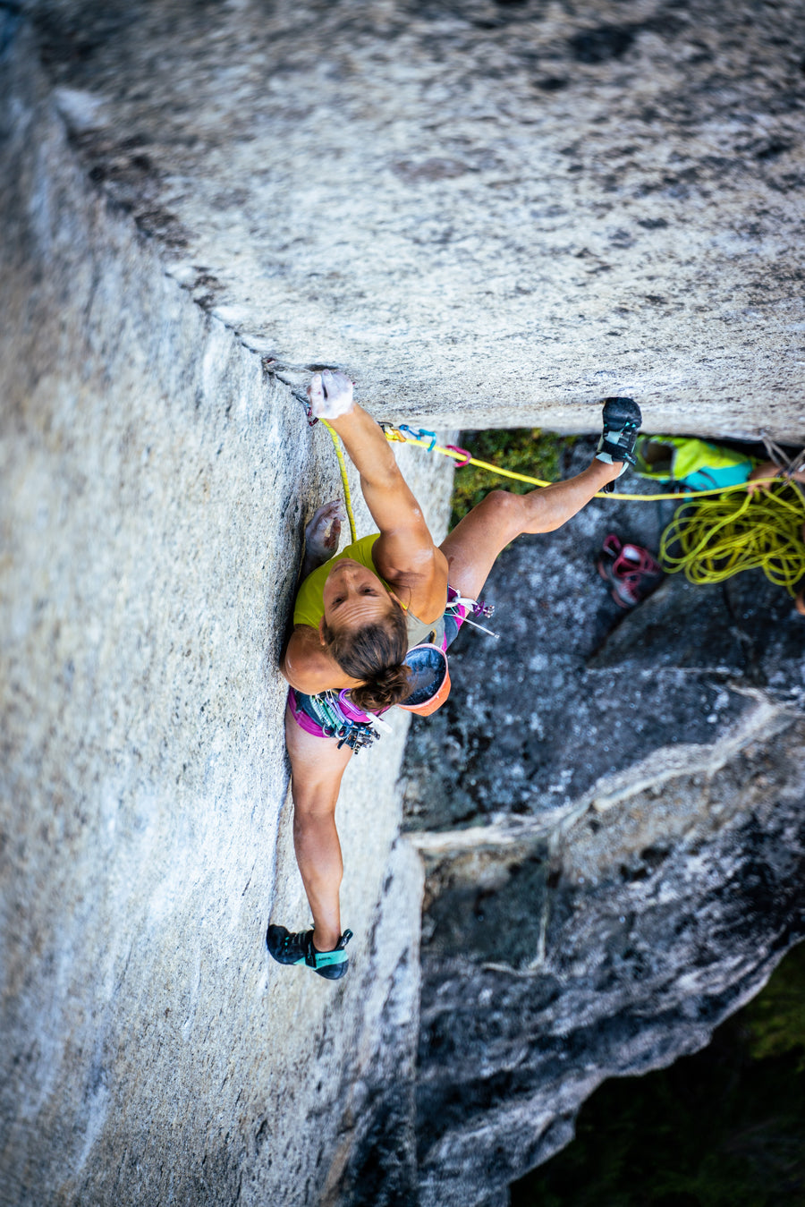 Amity Warme climbing